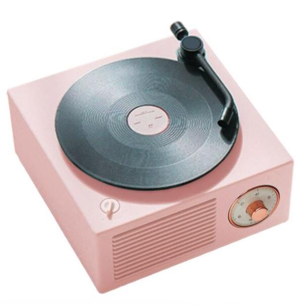 bluetooth speaker turns vintage disc